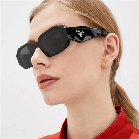 black rectangle sunglasses prada|prada pr 17ws 1ab5s0.